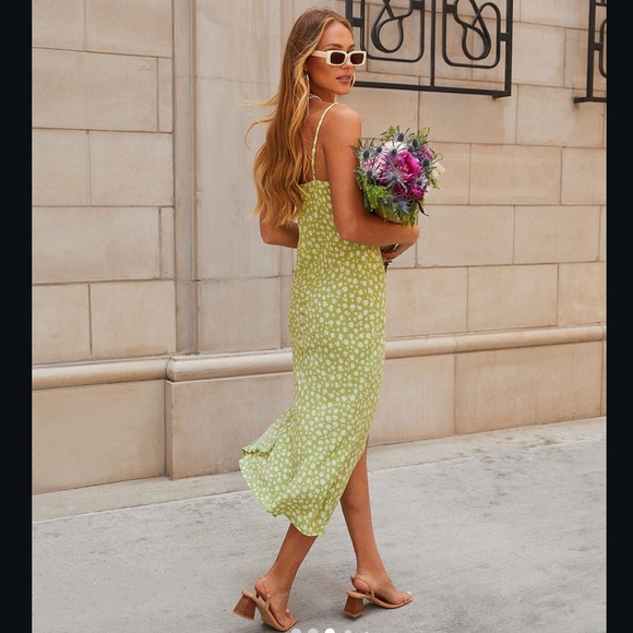 VICI “Workshop Republic Clothing” Lime Floral Midi Dress - Picture 4 of 9
